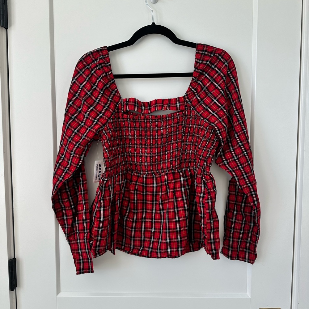 Old Navy Women’s Plaid Top - Picture 2 of 3
